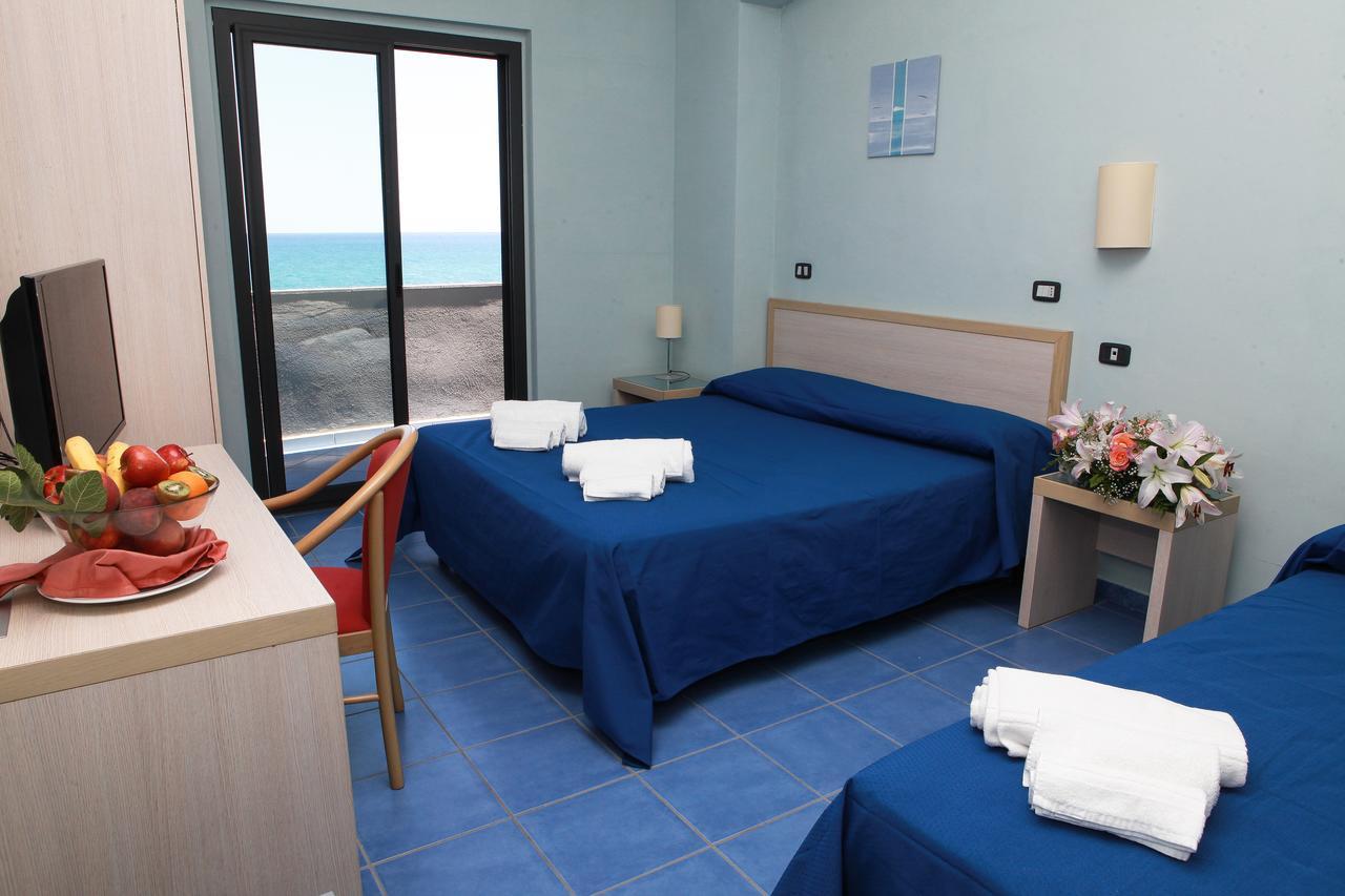 Club Esse Costa Dello Jonio Hotel Mandatoriccio Marina Buitenkant foto