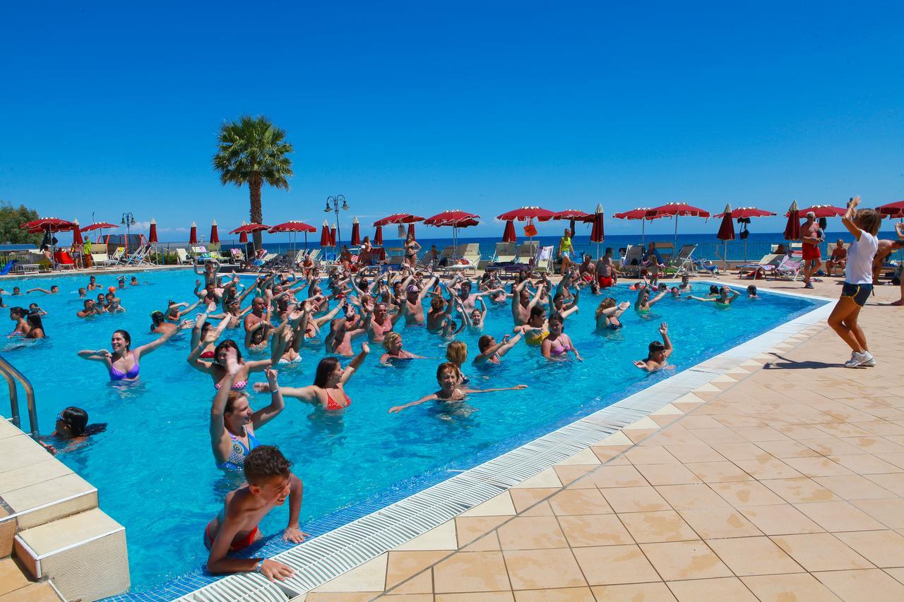 Club Esse Costa Dello Jonio Hotel Mandatoriccio Marina Buitenkant foto