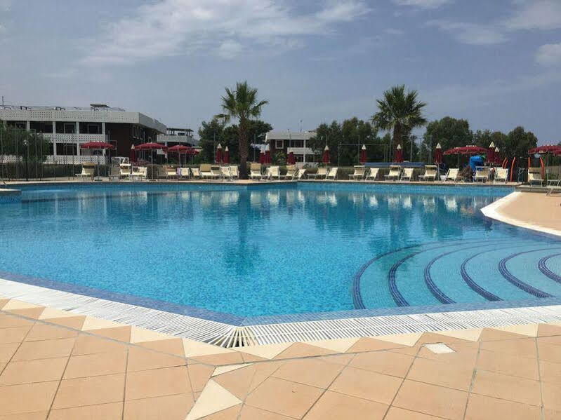 Club Esse Costa Dello Jonio Hotel Mandatoriccio Marina Buitenkant foto